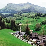 Janosikov Dvor Inn 4*