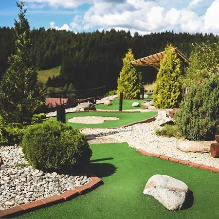 Wellness Janosikov Dvor Penzion 4*