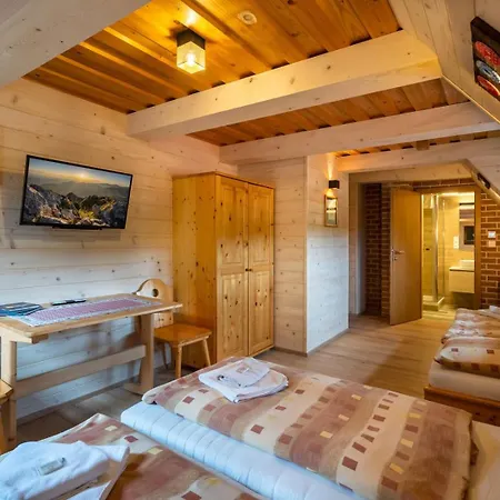 Inn Janosikov Dvor 4*