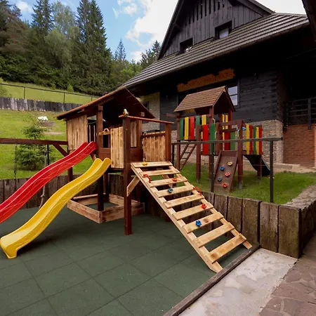 Wellness Janosikov Dvor אורחן