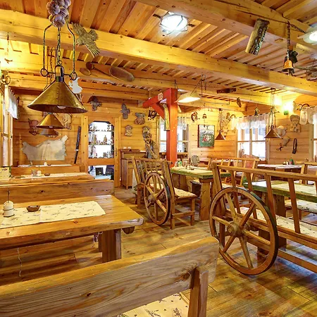 Wellness Janosikov Dvor Fogadó Zázrivá