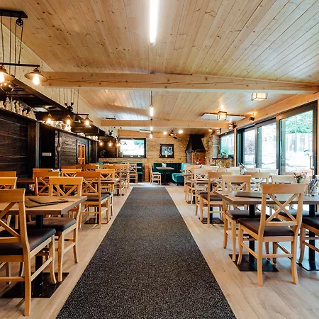 Wellness Janosikov Dvor אורחן