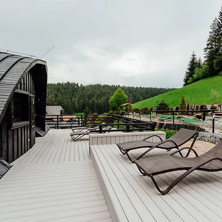 Han/Misafirhane Wellness Janosikov Dvor Zázrivá