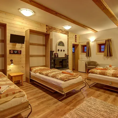 Wellness Janosikov Dvor Mini-hôtel 4*