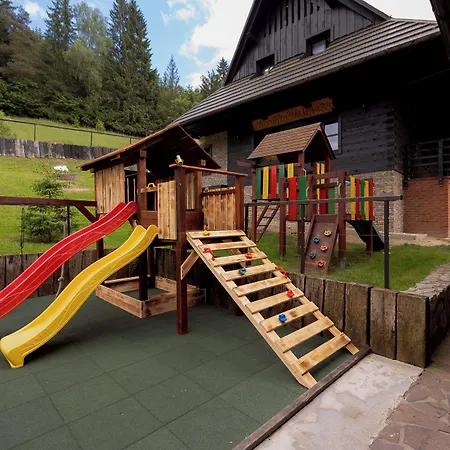 Janosikov Dvor Inn 4*